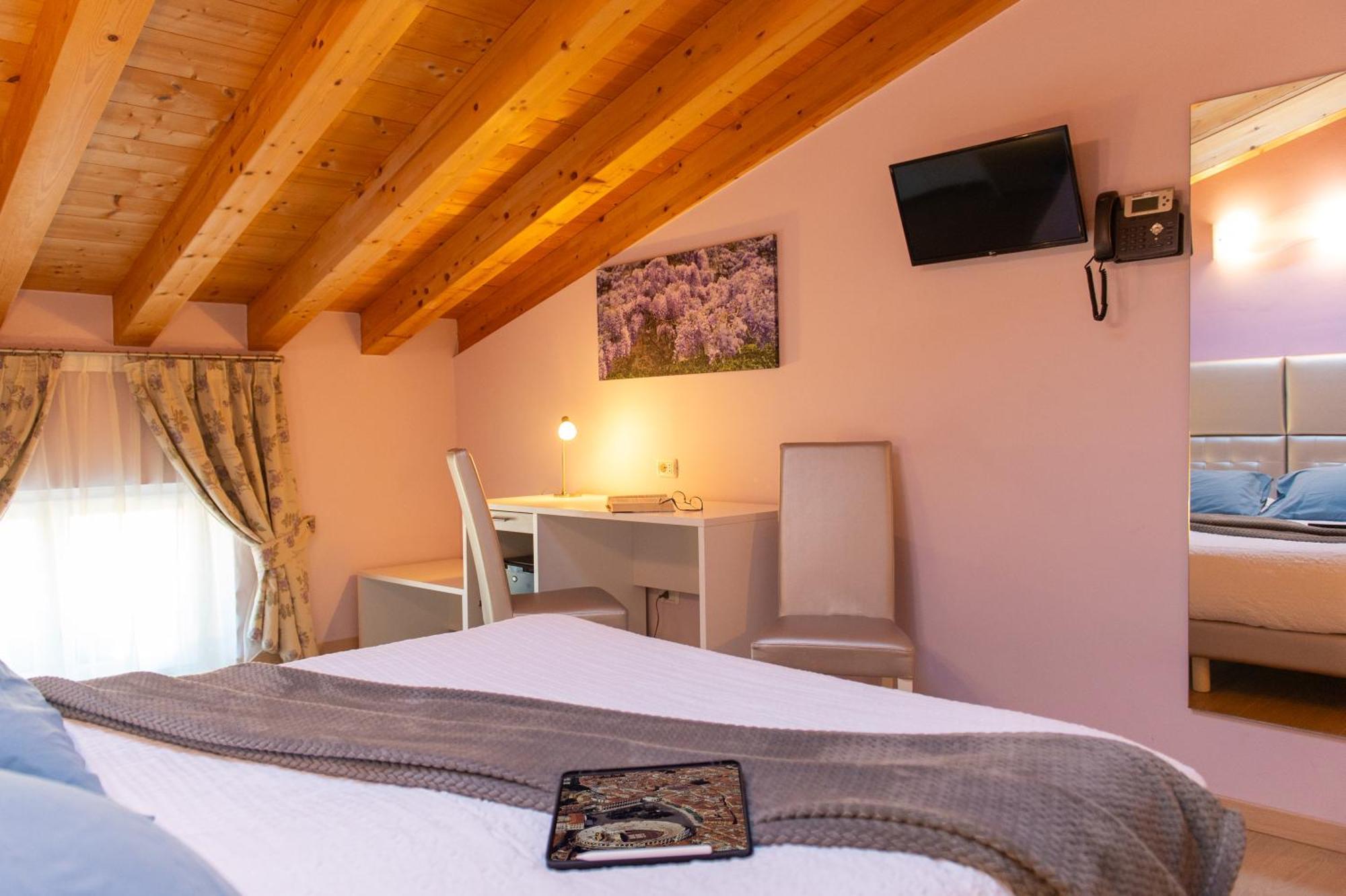 B&B La Casa Di Rosa Vago Dış mekan fotoğraf