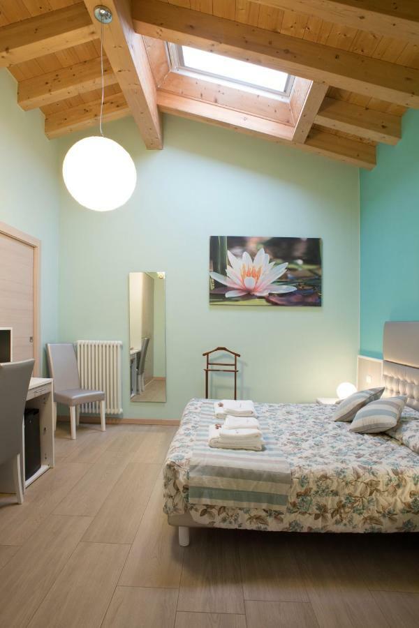 B&B La Casa Di Rosa Vago Dış mekan fotoğraf